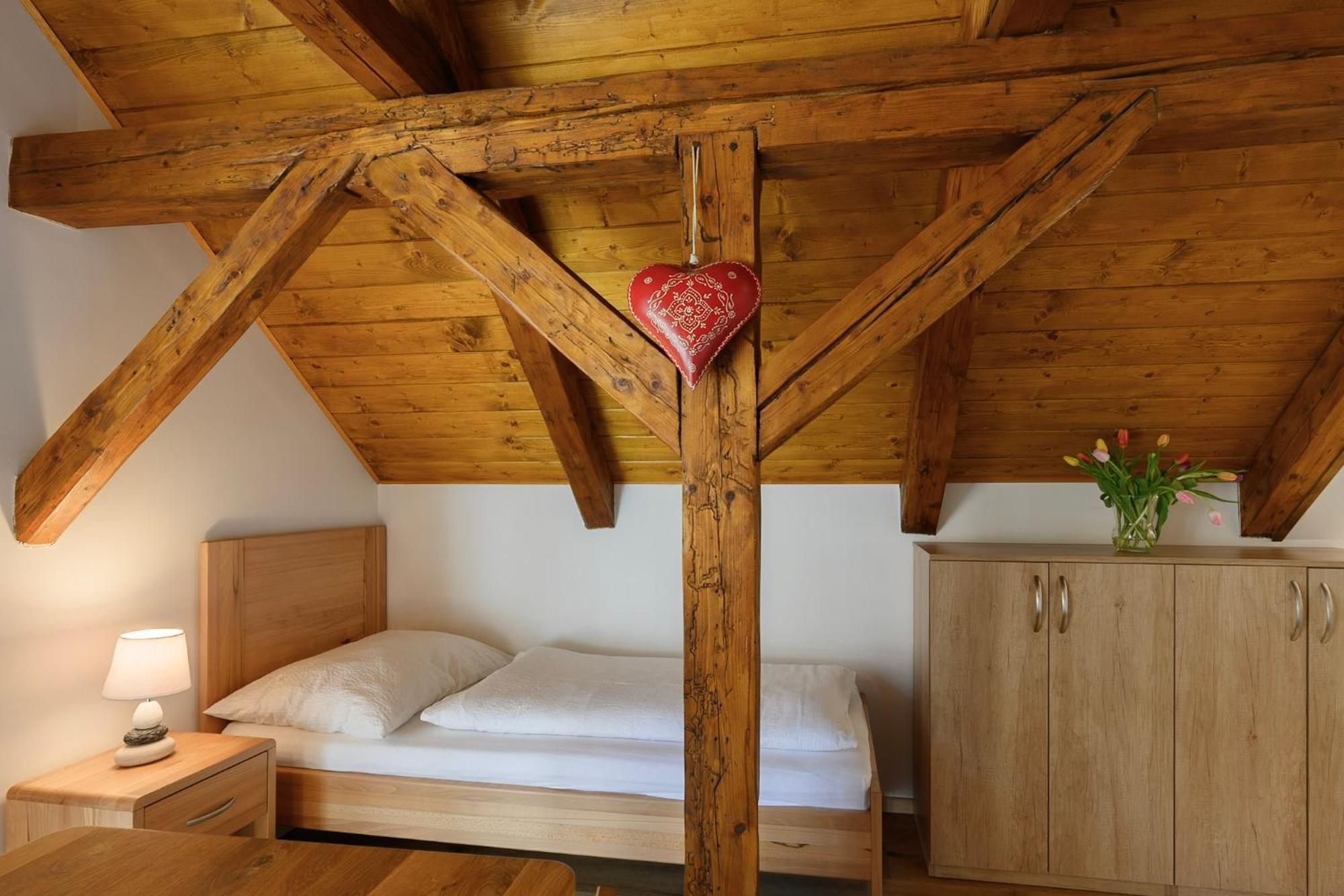Apartmany Mezivodi Kycera Buitenkant foto